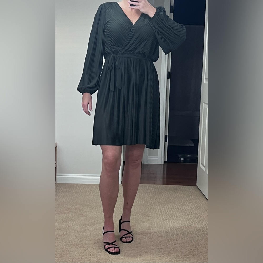 H & M pleaded dress